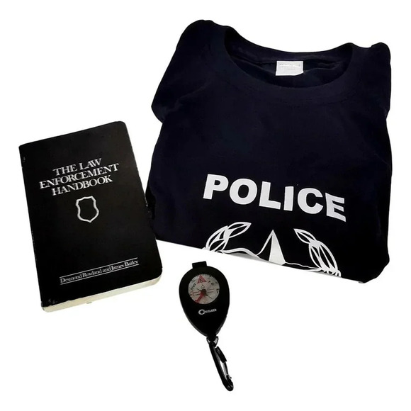 Israel Police Lot 3 T-Shirt Size L plus Handbook and Compass Hebrew Jerusalem - Picture 1 of 10